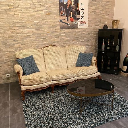 Champagne Therapie: Appartement Cosy Chic, Epernay Exterior photo